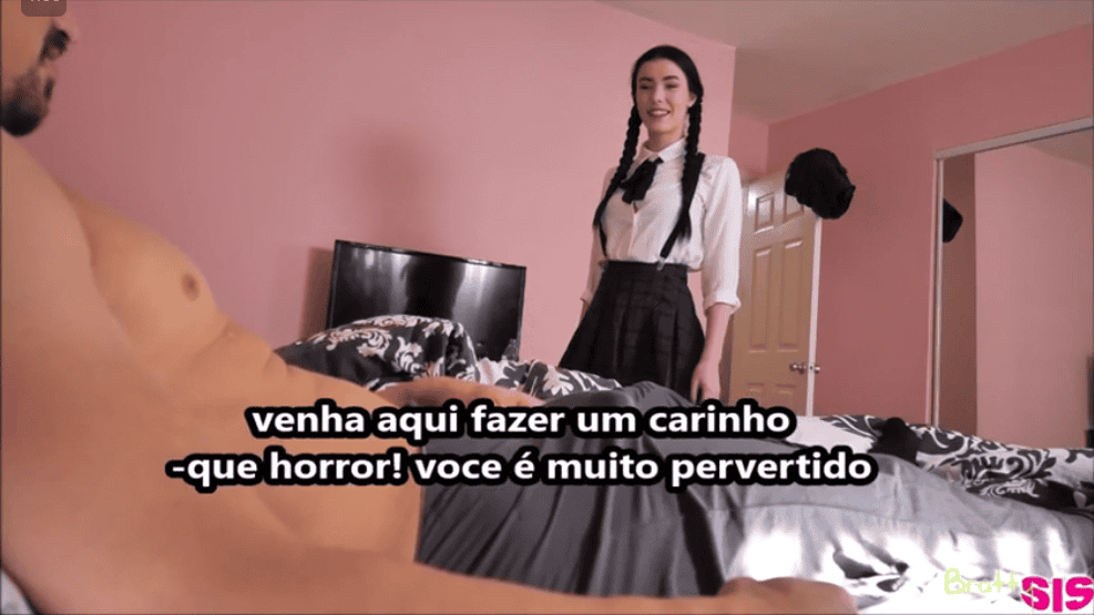 Pornocomlegenda com a irmã sentando no irmão
