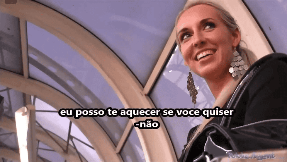 Video pornô legendado fudendo a loira no mato