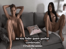 Videopornocomlegenda fudendo as gêmeas gostosas