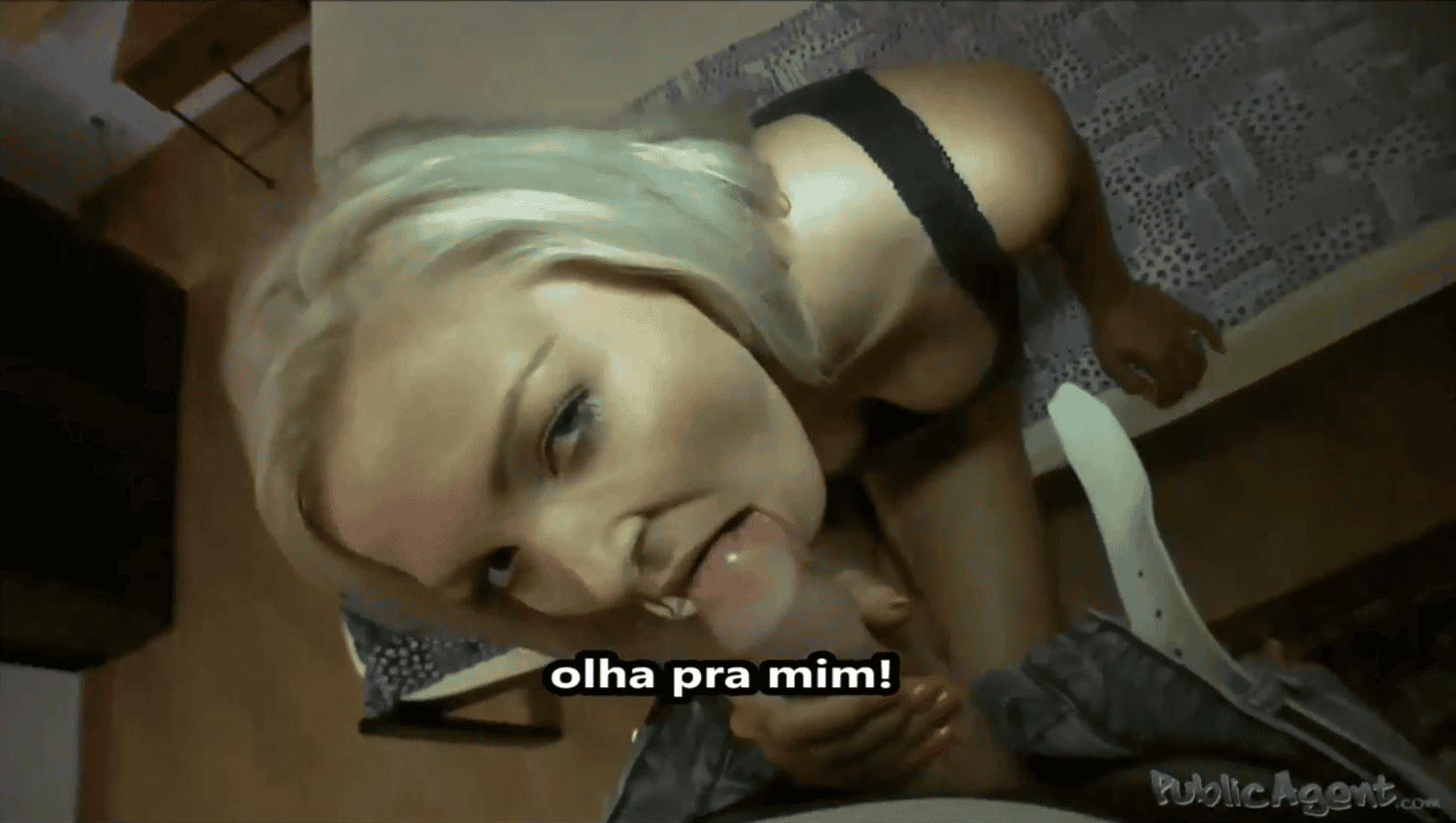Legendaporno com novinha fazendo sexo mamando gostoso na pica dura do falso agente de modelos.