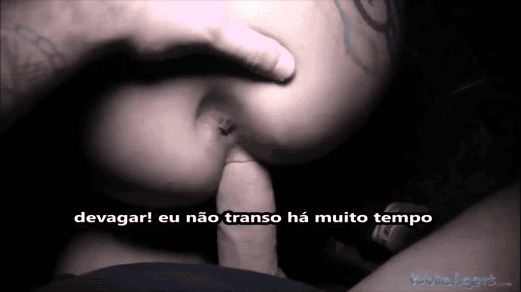 Traindo o namorado no pornô com legenda onde empina a bunda e pede pirocada violenta na bucetinha linda.