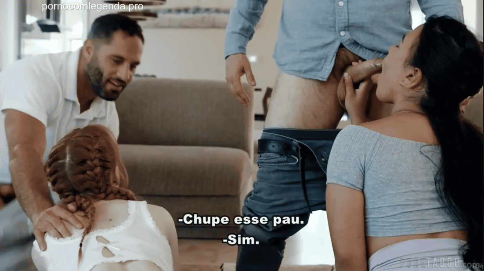 Padrastos tarados comendo o cu das suas enteadas no incesto legendado. Eles fazem elas mamarem gostoso e darem o rabo.