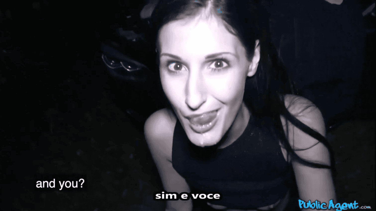 Fudendo a moreninha que precisava de ajuda – Xnxxlegendado. Ela no fim bebeu o leitinho.