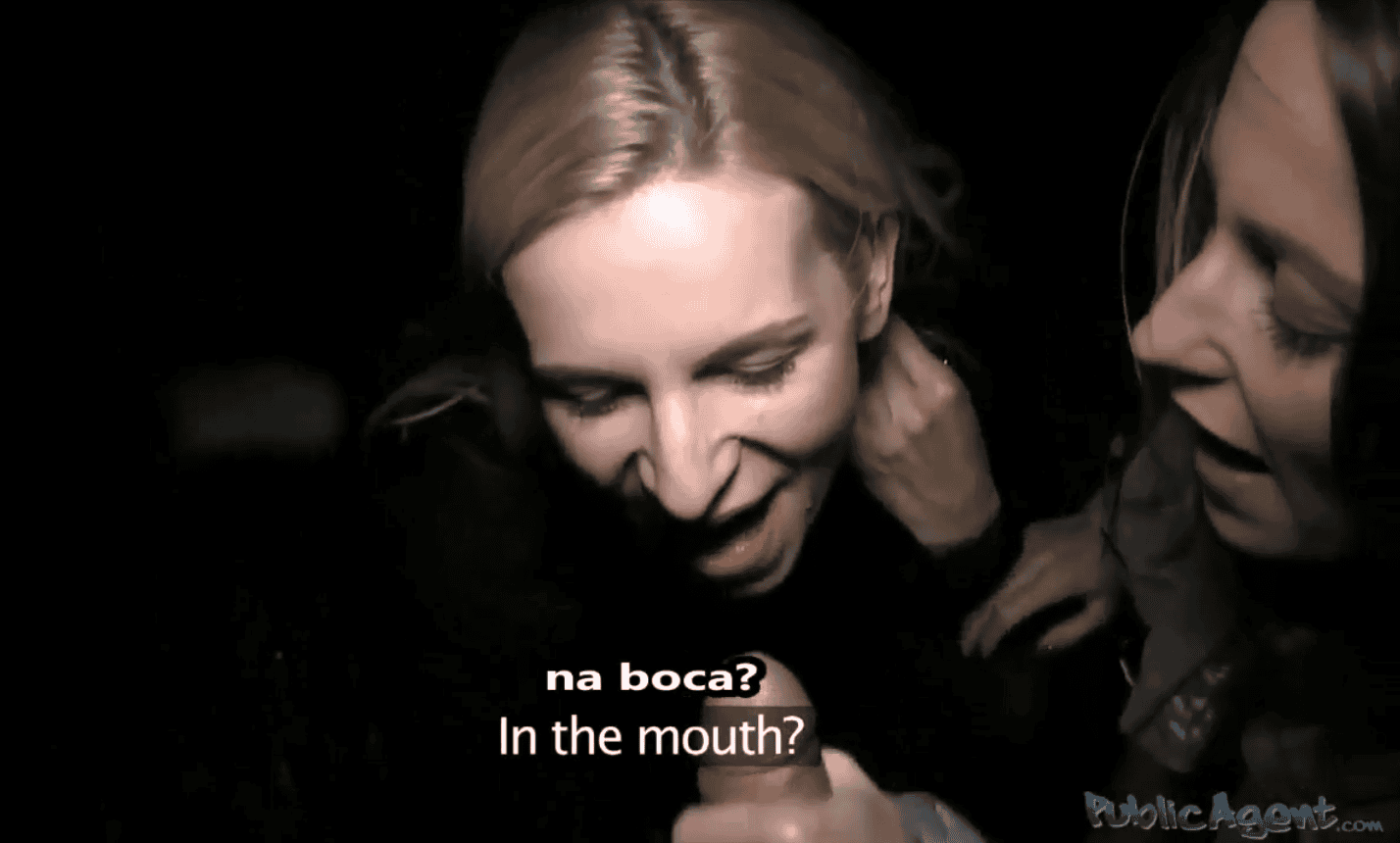 Mulher casada e sua irmã aceitaram dinheiro por sexo no pornôlegenda onde a casada foi a mais puta.