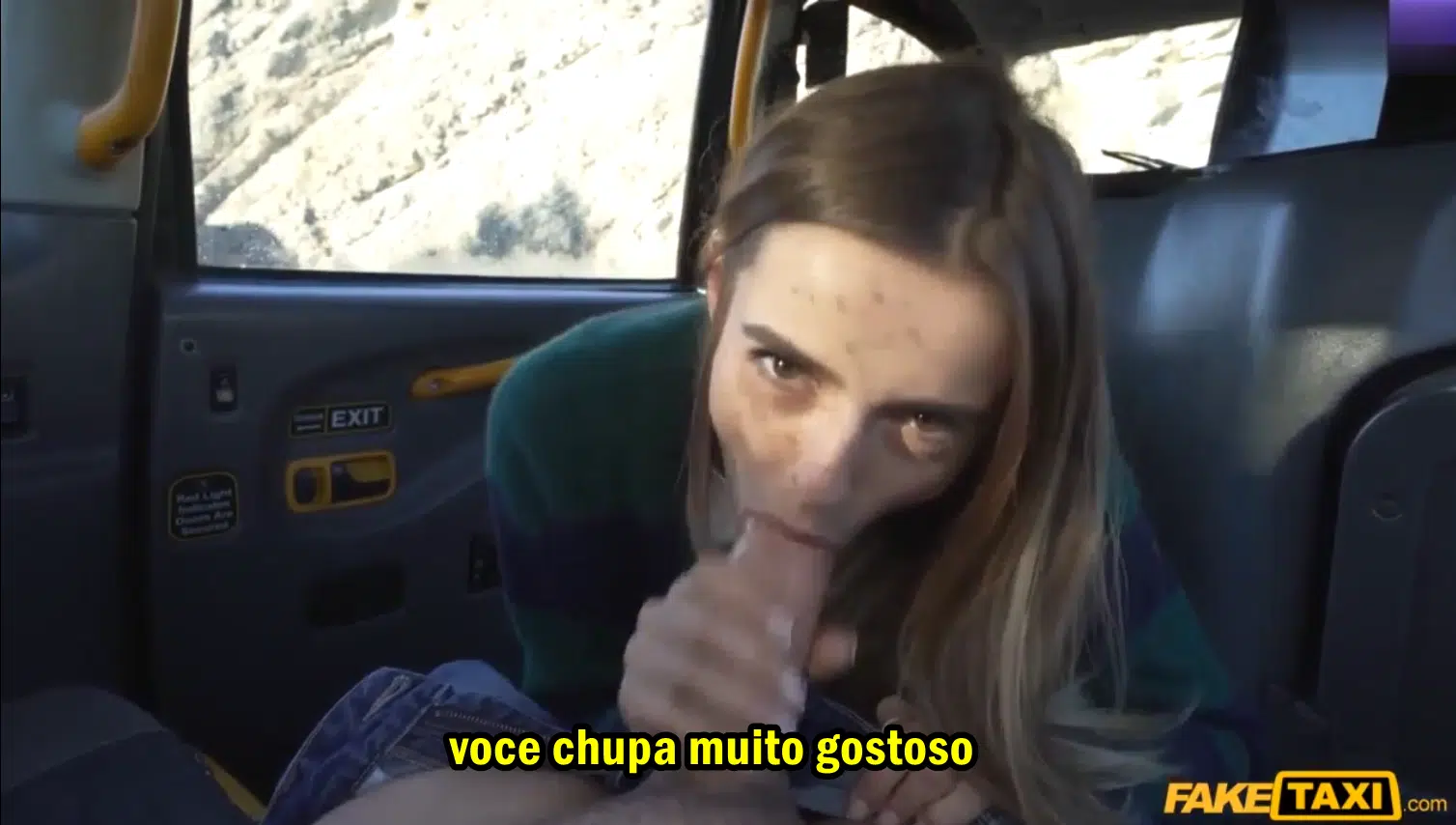 Legendaporno novinha dando o cu para o taxista e bebendo porra quentinha do pau grande e grosso.