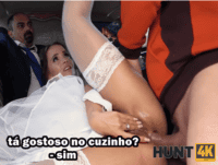 Sexo anal legendado fudendo a noiva dentro da limosine do casal