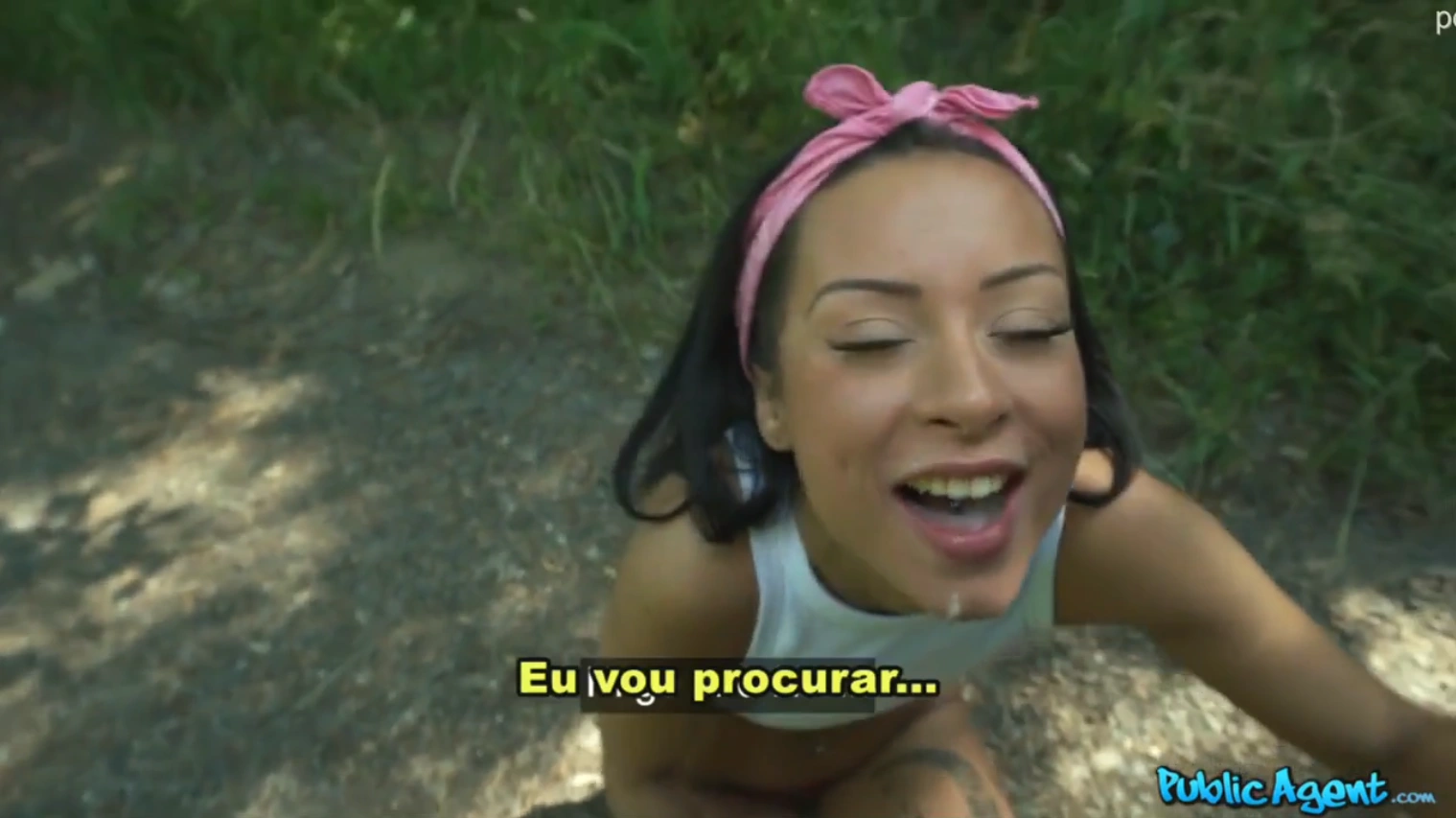 Deu a buceta em troca de carona no porno com legenda, e ainda pediu para gozar dentro da boca.