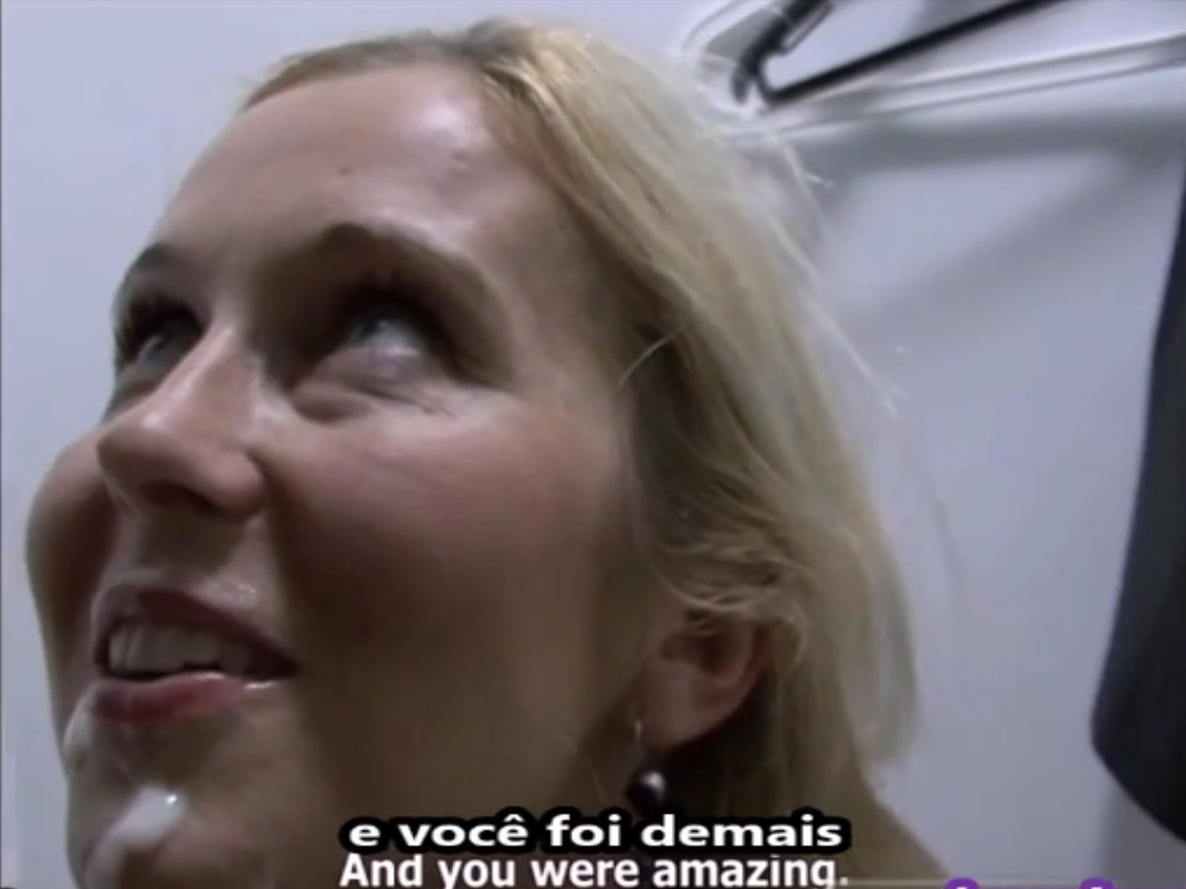 Sexo no provador com casada em cena de sexo legendado com direito a gozada gostosa dentro da boca.