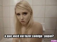 Pornô com legendado do padrasto fodendo a enteada no banheiro