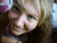 Mamando o passageiro no trem