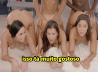 Amigas fudendo com caras que acabaram de conhecer – pornô legendado