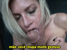 Se masturbando enquanto espiona a madrasta tomando banho – incesto legendado