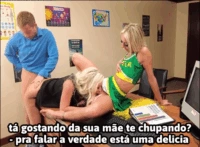 Líder de torcida e sua mãe fodem com diretor para ela não ser expulsa – sex com legenda