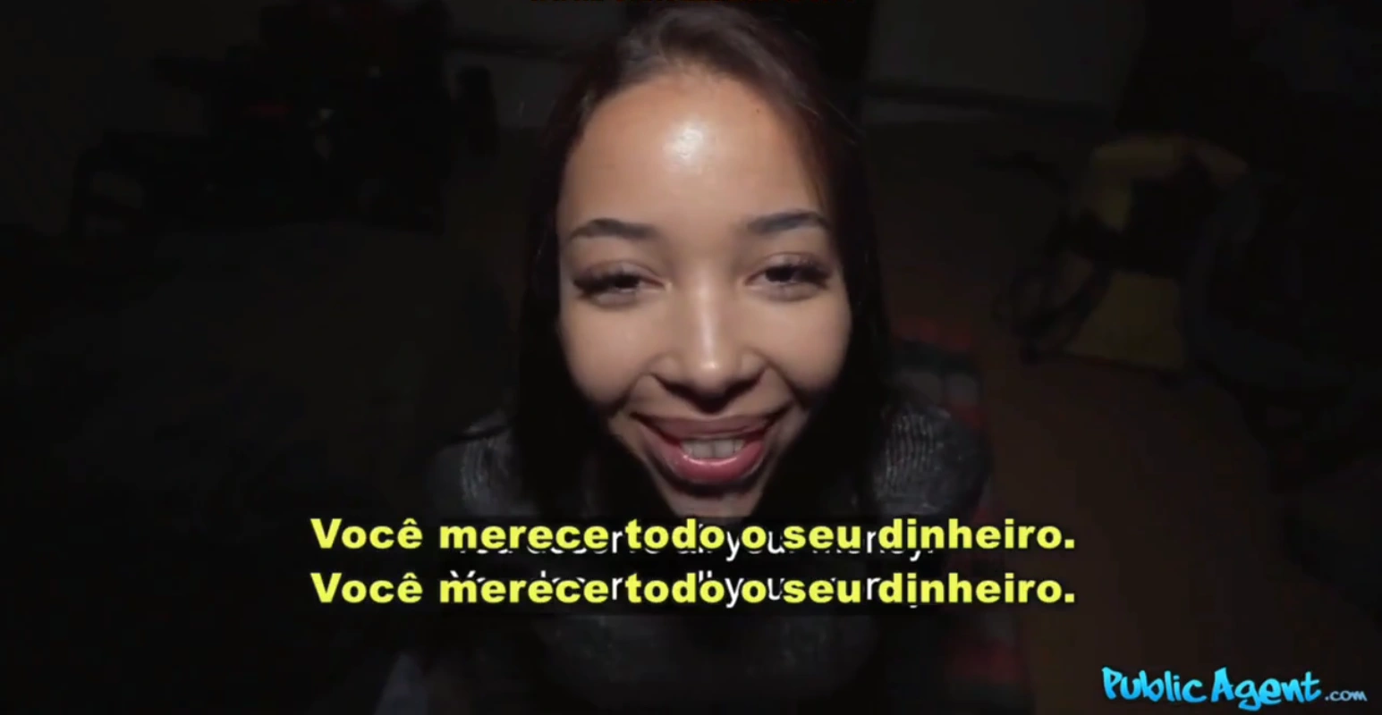 Essa morena bunduda faz de tudo por dinheiro no bolso, public agent legendado, chupando com vontade, olhando nos olhos.