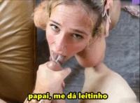 Filha gostosa atiça o padrasto e acaba sendo fodida – incesto legendado