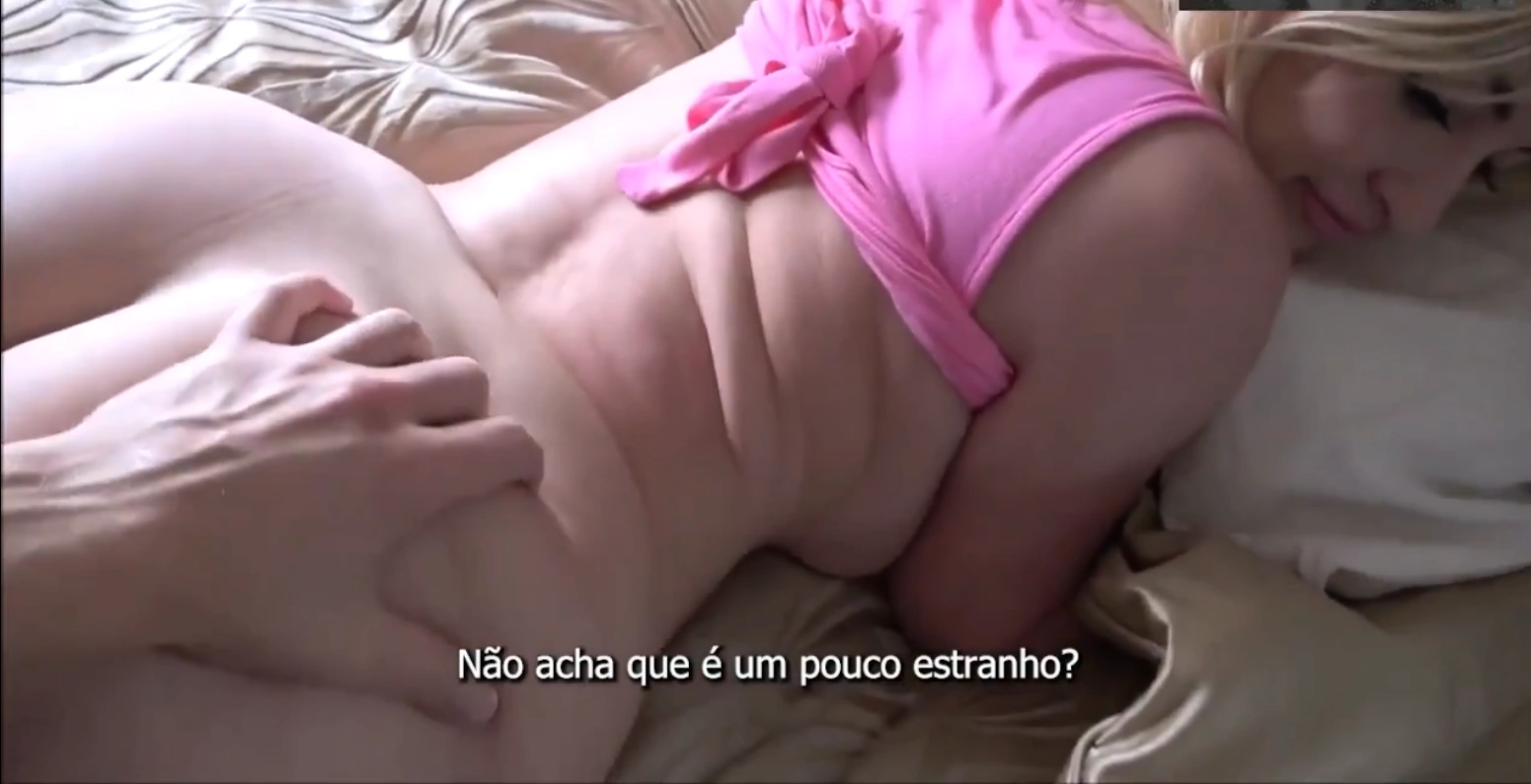 Madrasta gostosa atiçando o enteado até ser fodida nesse incesto legendado perfeito, provocando com olhares sedutores e sorrisos