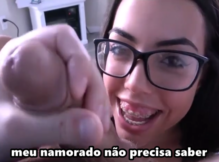 Meia irmã safada trai o namorado com irmão – incesto legendado