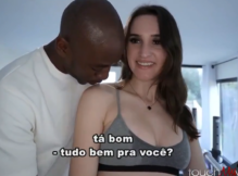 Negão comeu a esposa do corno nessa traição legendada