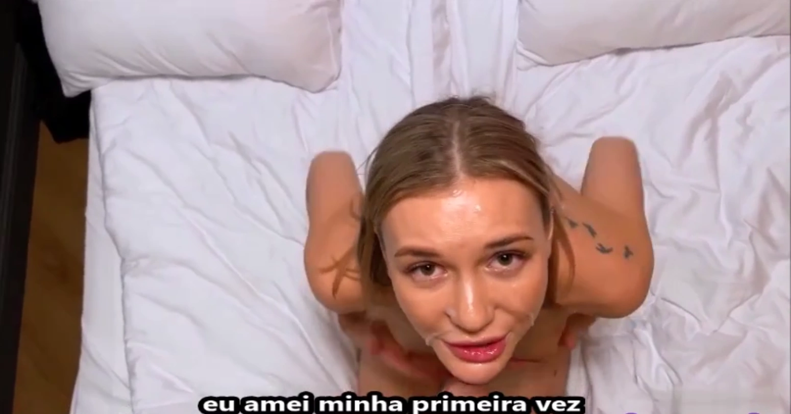Www pornocomlegenda com namorada querendo dar o cu virgem apertado, implorando para sentir cada centímetro dentro dela.