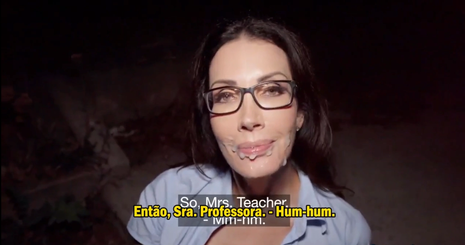 Professora dando a buceta por dinheiro no public agent legendado perfeito, dando gostoso na mesa do escritório.