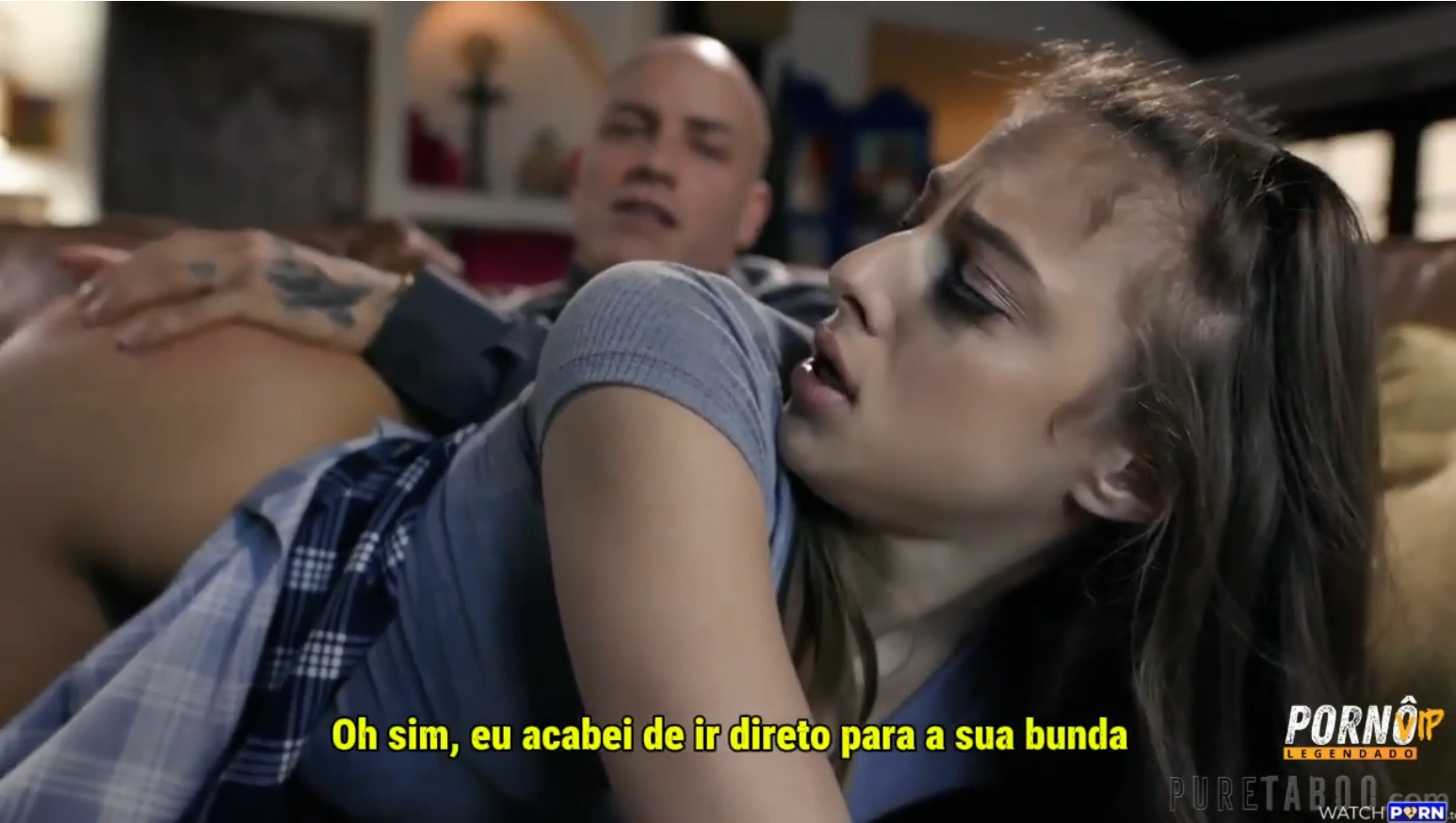 Castigando o cu da enteada desobediente incesto legendado anal, Fodendo fundo e sem dó, até ela implorar por mais.