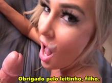 Massageando a buceta da madrasta – incesto legendado