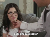 Sexo legendado patrão comendo a babá enquanto esposa está fora
